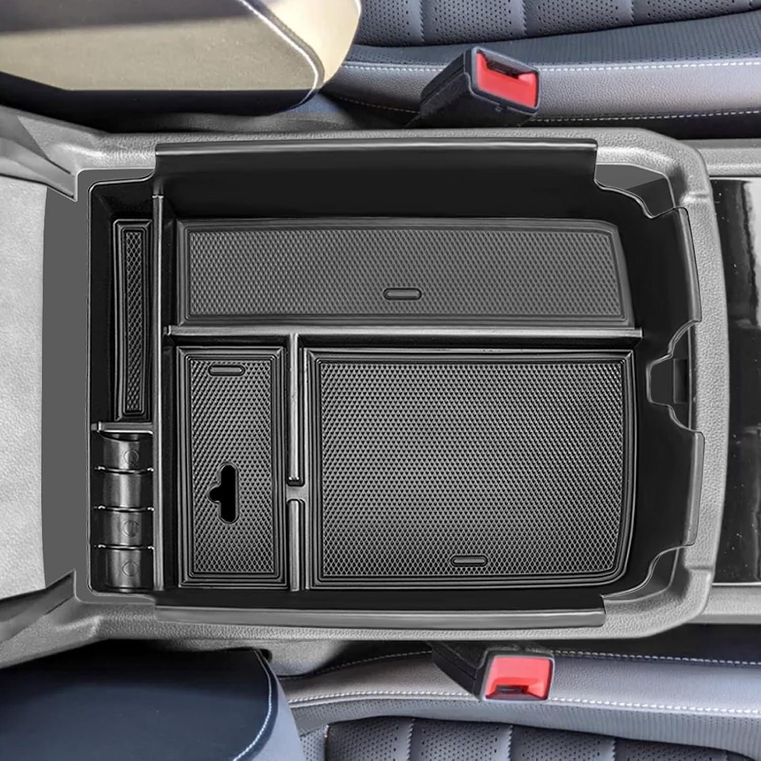 VW Atlas Organizer Versus Armrest Tested: Insightful Storage Insight
