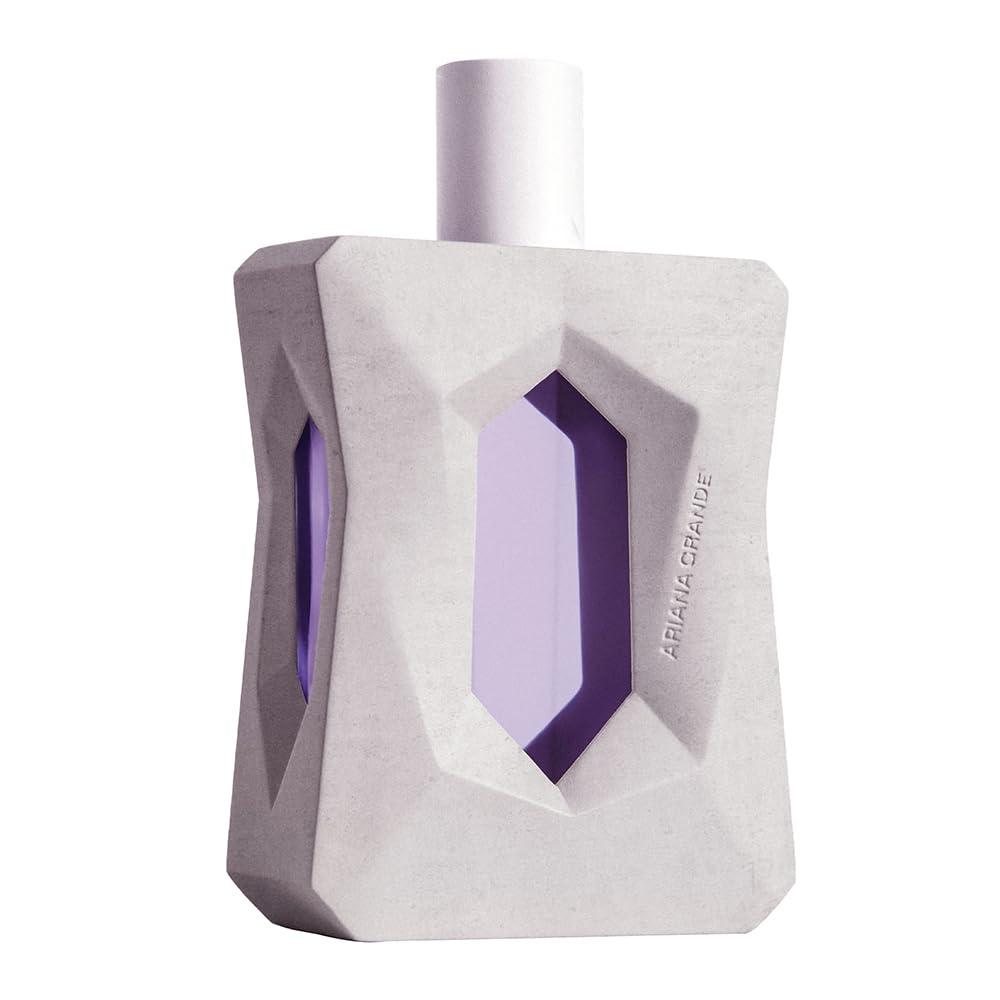 Ariana Grande Perfume Compared: Fruity Musk Tested, Orris vs. Vanilla Shock!
